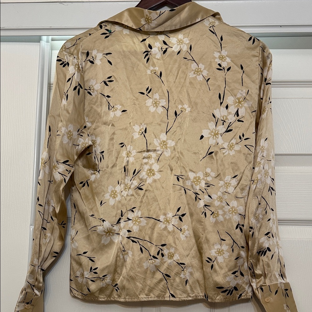 Button Down Blouse | Effortless Chic - image 3